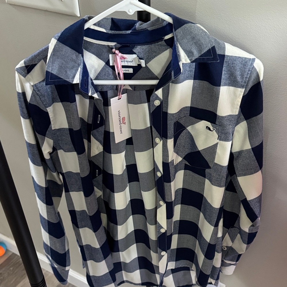 Vineyard Vines Navy and White Plaid Shirt NWT size 0